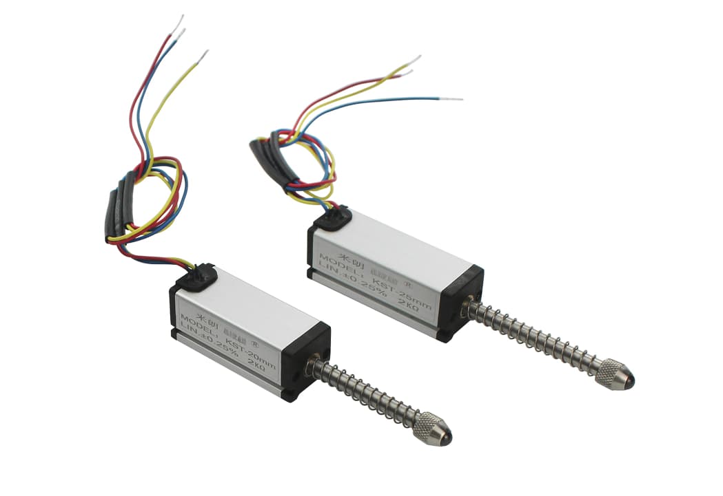 KST自复位式位移传感器